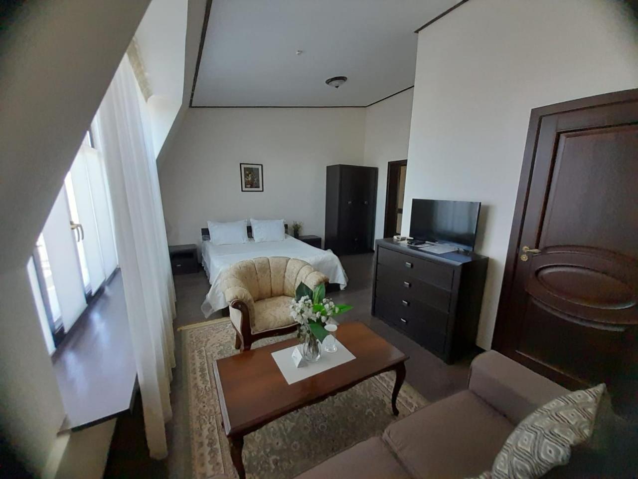 Hotel Krez Кызылорда Экстерьер фото